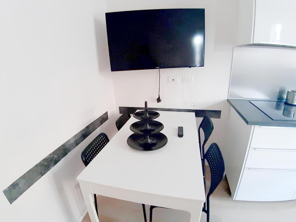 Easy Room Italy Milano Esterno foto