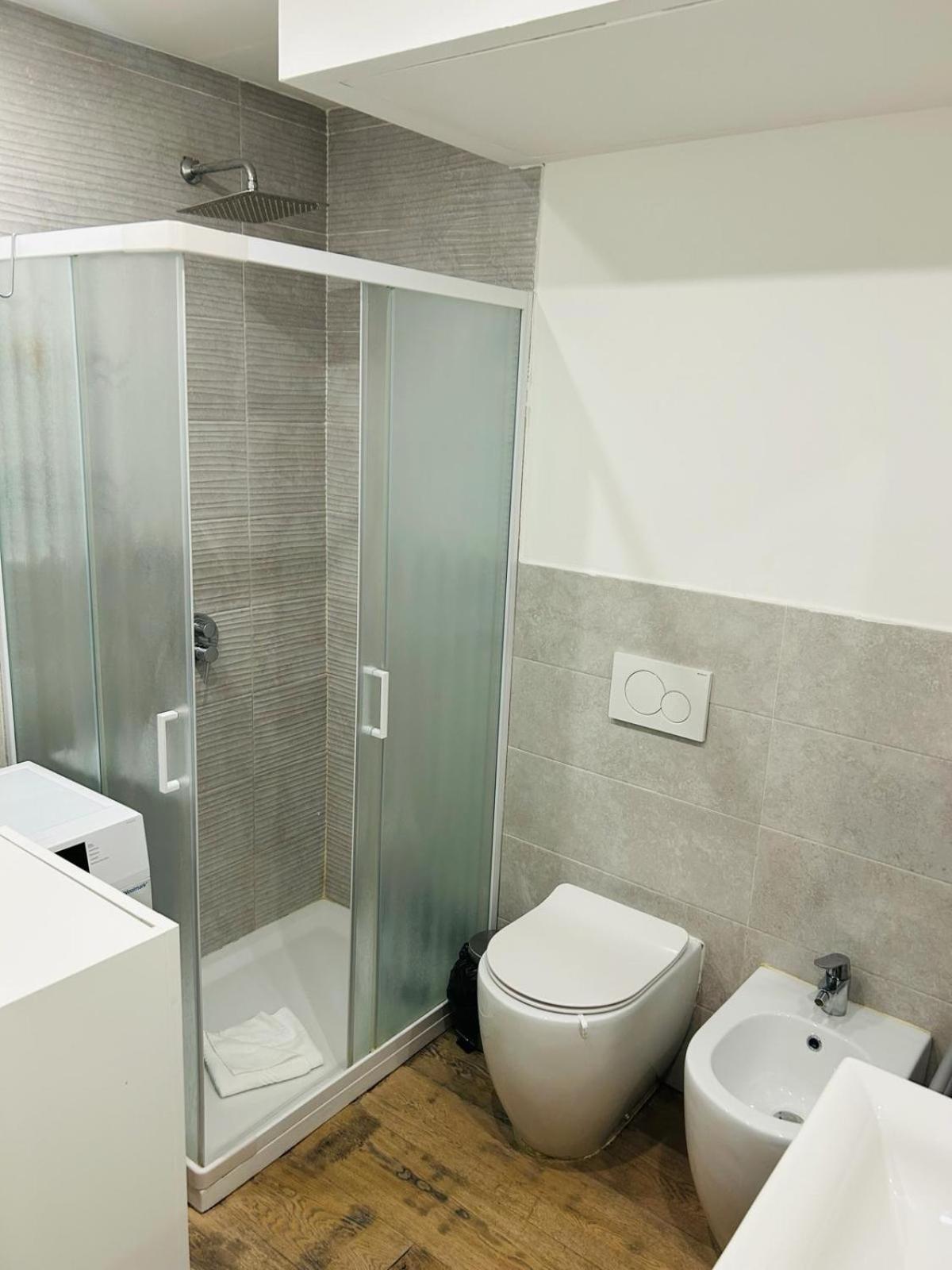 Easy Room Italy Milano Esterno foto