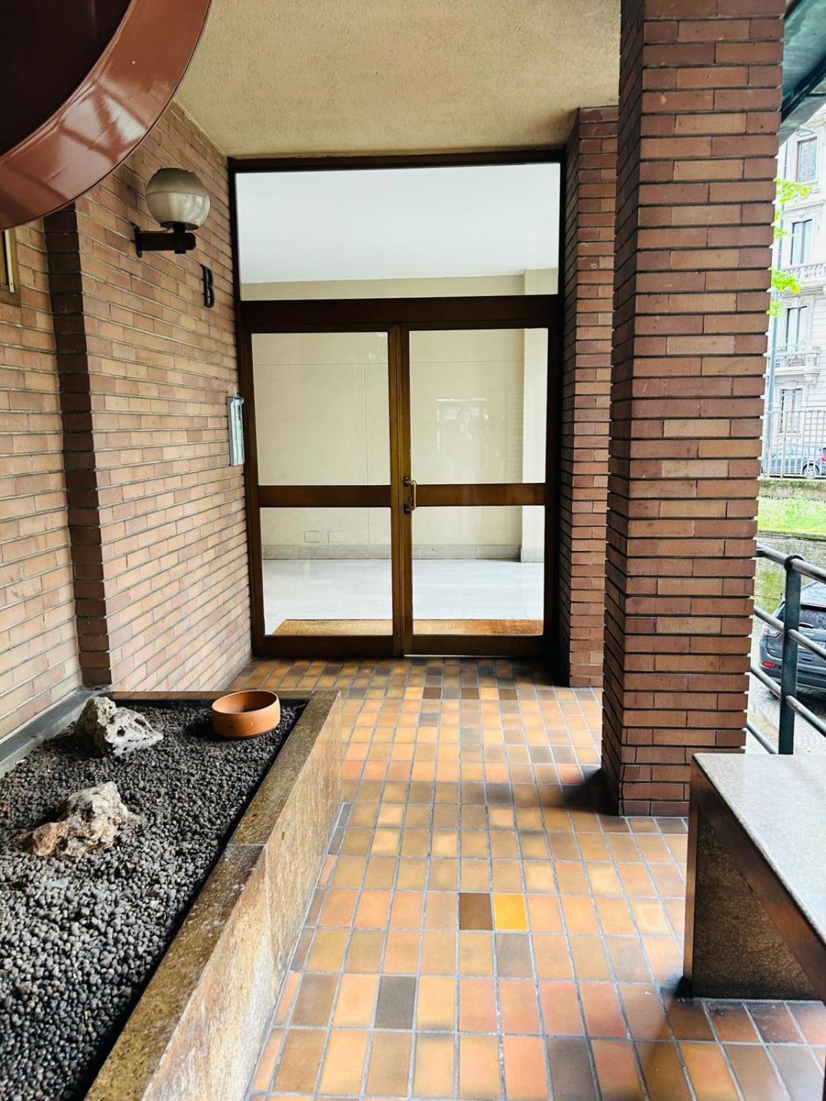 Easy Room Italy Milano Esterno foto